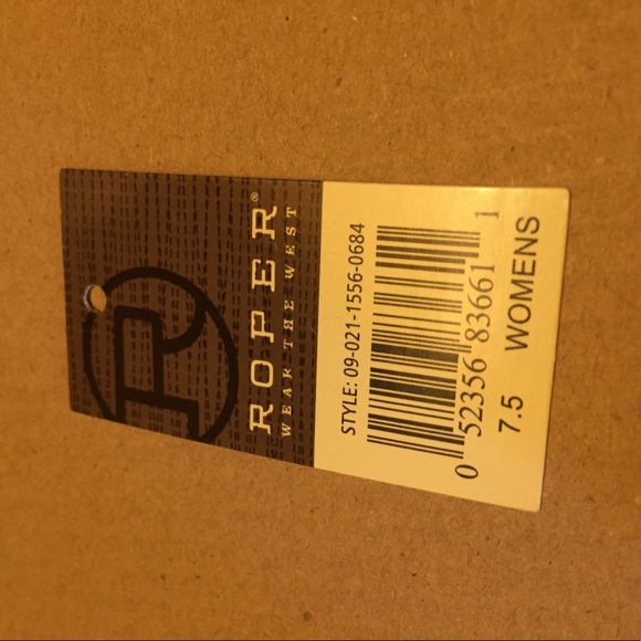 Women’s 7.5 Roper Boots! - Picture 6 of 6